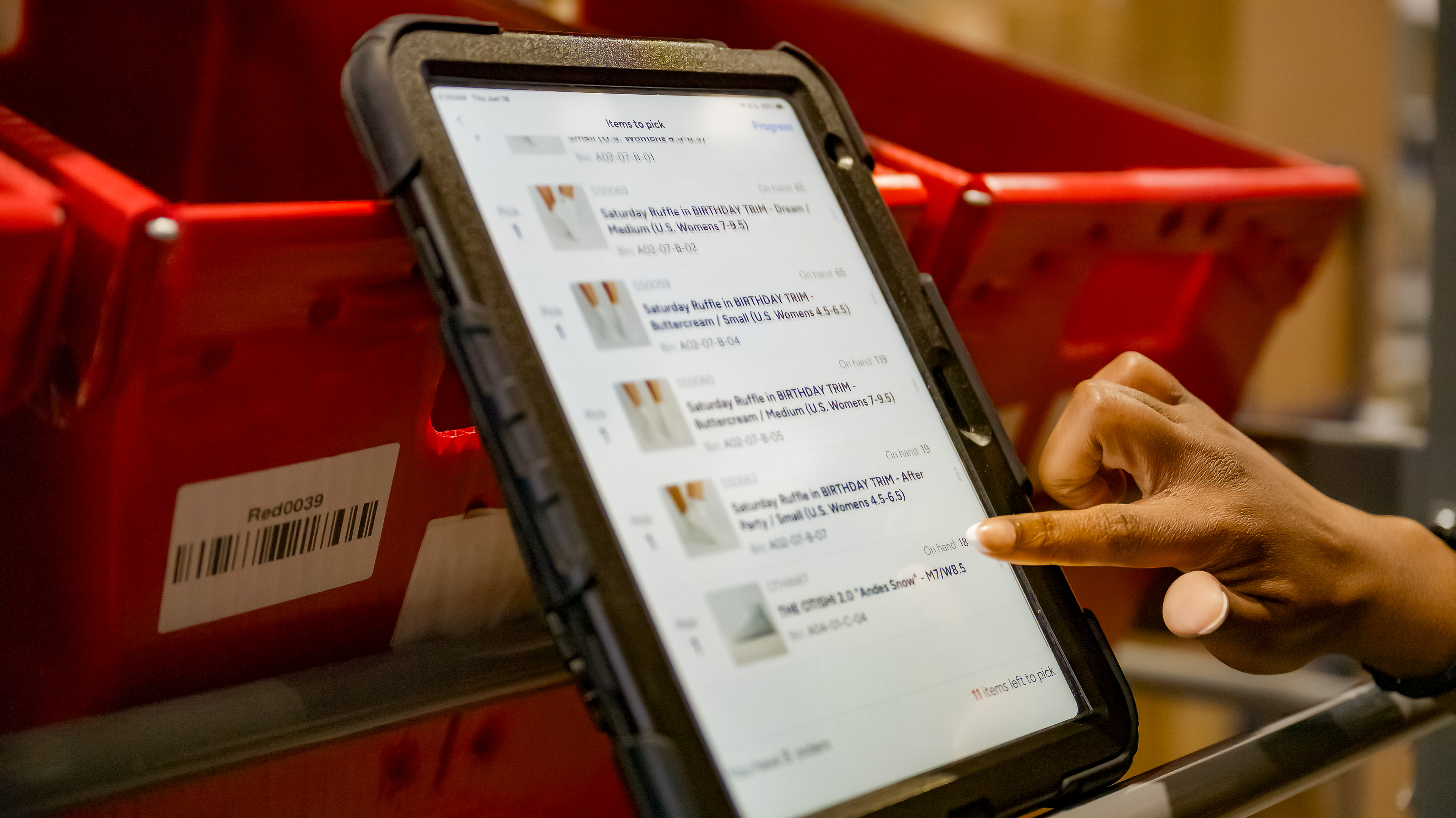 Picker working from the ShipHero tablet interface